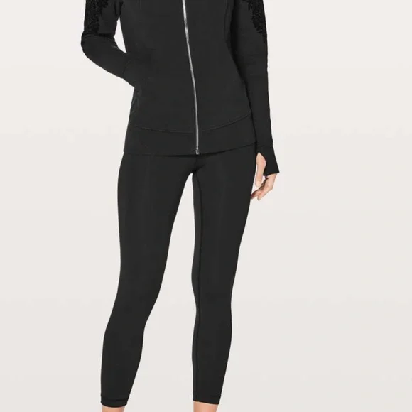 Lululemon Scuba - Picture 3 of 6